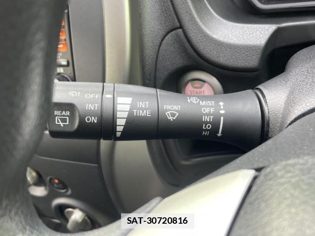 Nissan NOTE 2016-06 7914706-17