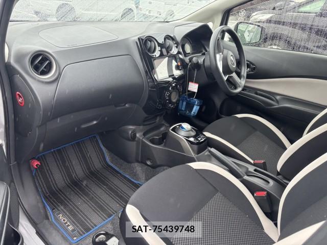 Nissan NOTE 2017-07 7915757-7