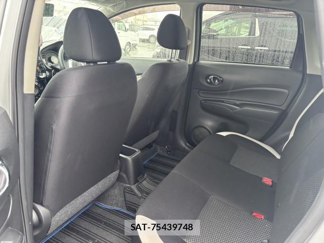 Nissan NOTE 2017-07 7915757-8
