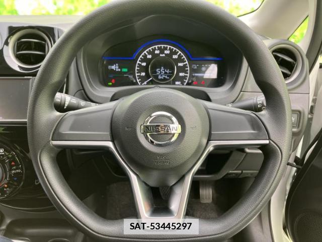 Nissan NOTE 2017-04 7916860-14