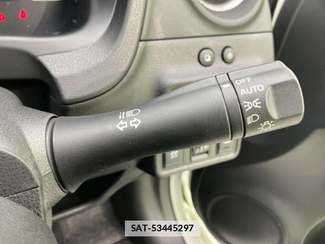 Nissan NOTE 2017-04 7916860-15