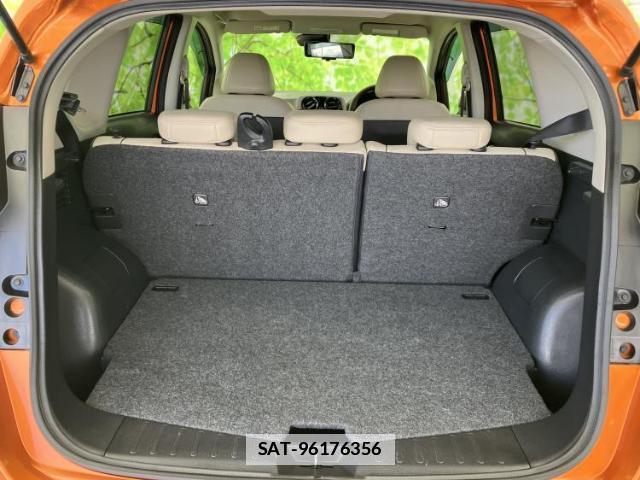 Nissan NOTE 2016-11 7916867-7