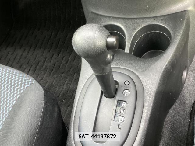 Nissan NOTE 2014-08 7916973-16