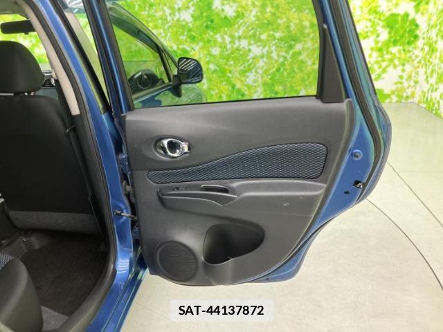 Nissan NOTE 2014-08 7916973-4