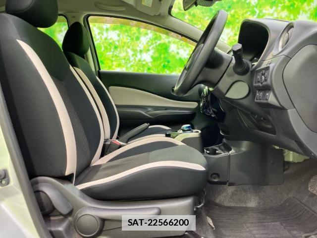 Nissan NOTE 2019-01 7916988-3