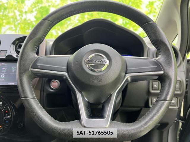 Nissan NOTE 2016-12 7917058-14