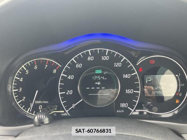 Nissan NOTE 2016-03 7917162-12
