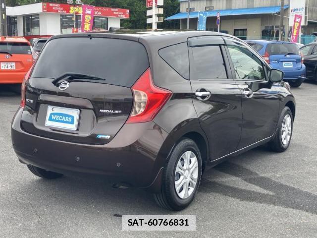 Nissan NOTE 2016-03 7917162-2