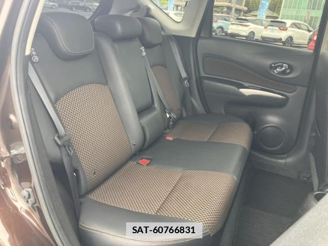 Nissan NOTE 2016-03 7917162-4