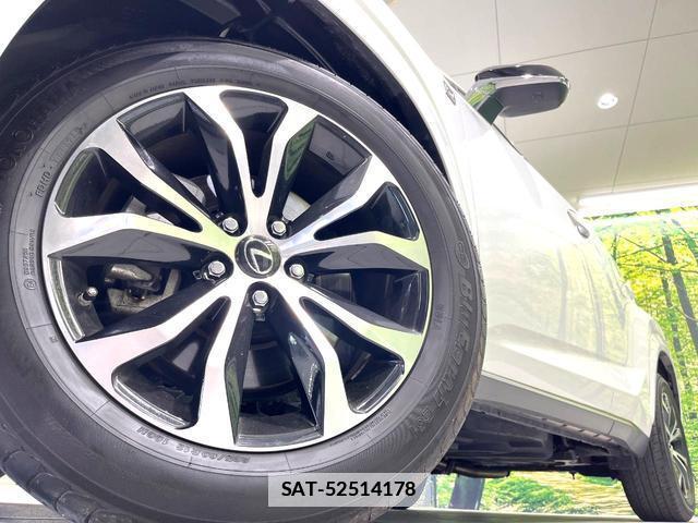 Lexus NX 2015-05 7912762-13