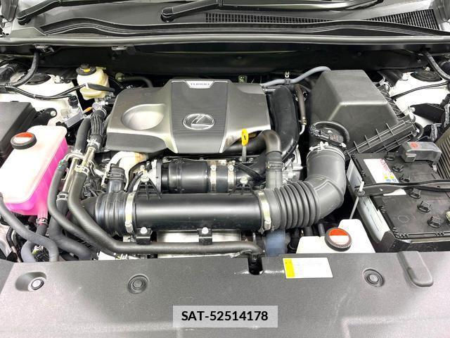Lexus NX 2015-05 7912762-18