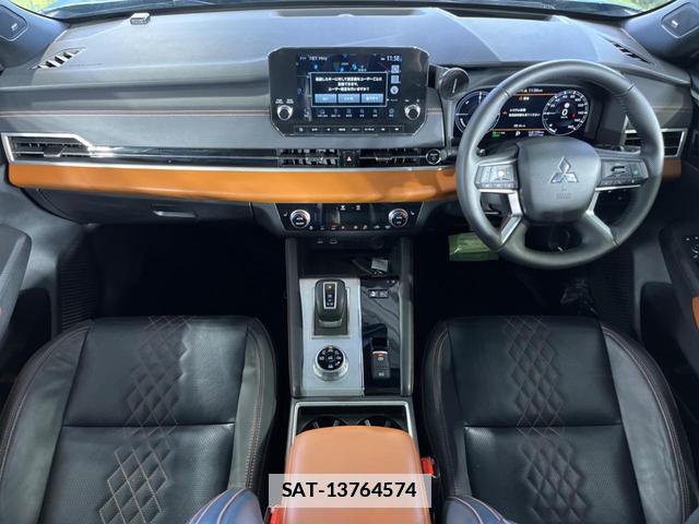 Mitsubishi OUTLANDER PHEV 2022-06 7913444-2