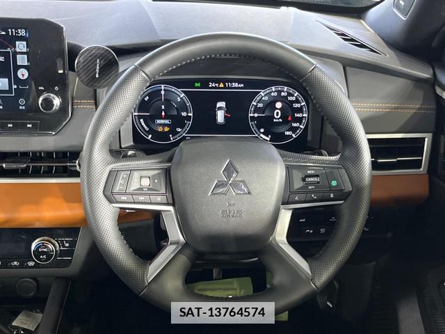 Mitsubishi OUTLANDER PHEV 2022-06 7913444-8