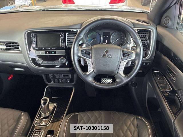 Mitsubishi OUTLANDER PHEV 2019-05 7915928-2