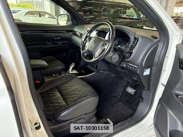 Mitsubishi OUTLANDER PHEV 2019-05 7915928-3