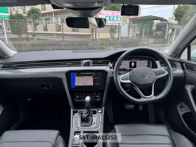 VolksWagen PASSAT VARIANT 2022-05 7914057-2