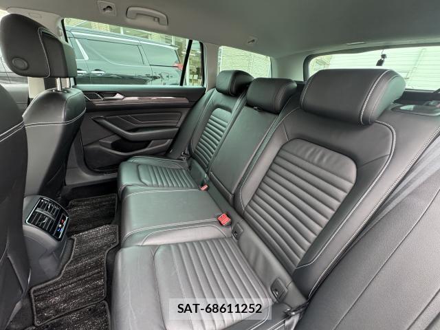 VolksWagen PASSAT VARIANT 2022-05 7914057-6
