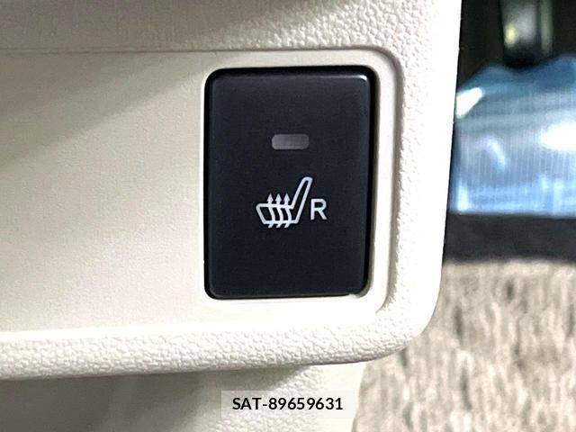 Toyota PASSO 2018-07 7912766-5