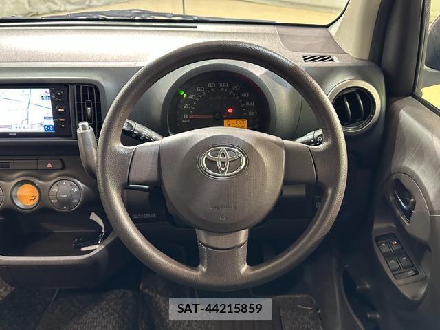 Toyota PASSO 2015-12 7917443-2