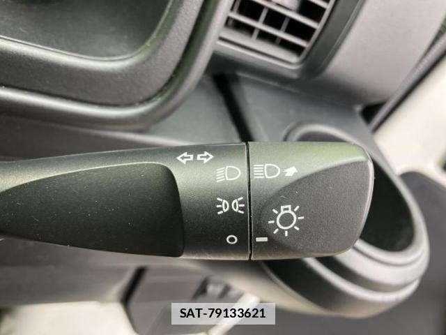 Toyota PIXIS VAN 2020-02 7916959-11