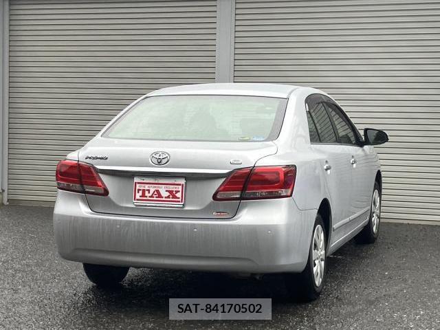Toyota PREMIO 2018-03 7915349-1
