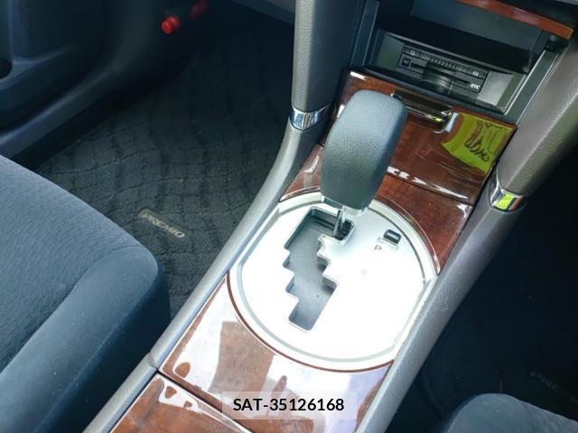 Toyota PREMIO 2016-06 7916659-11