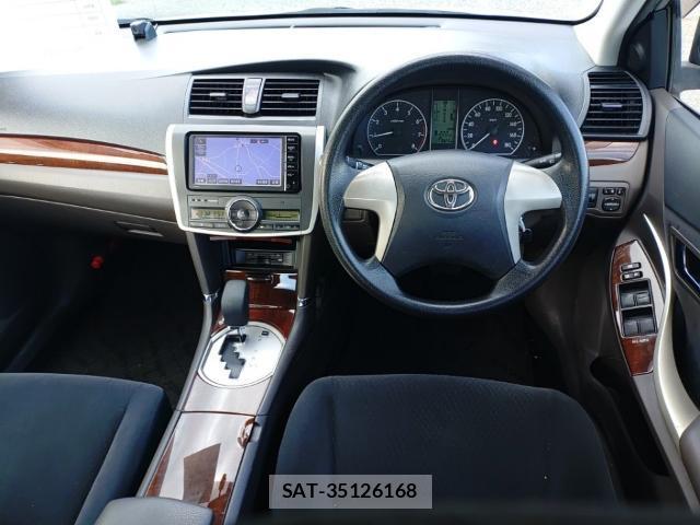 Toyota PREMIO 2016-06 7916659-2