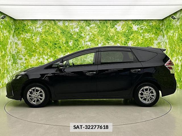 Toyota PRIUS ALPHA 2019-03 7916920-1