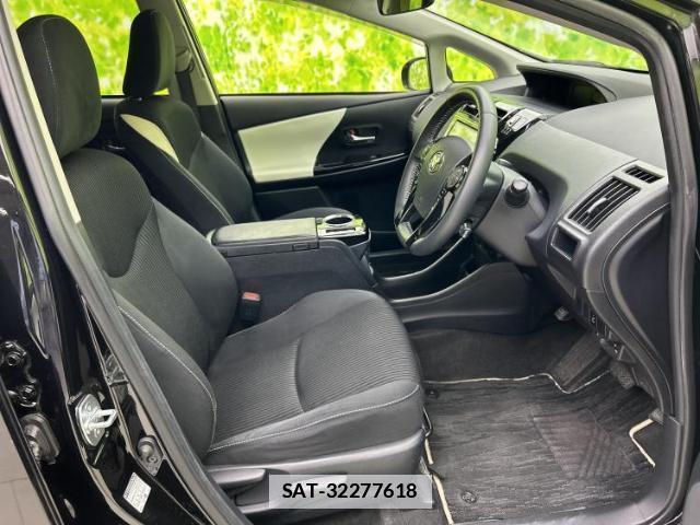 Toyota PRIUS ALPHA 2019-03 7916920-3
