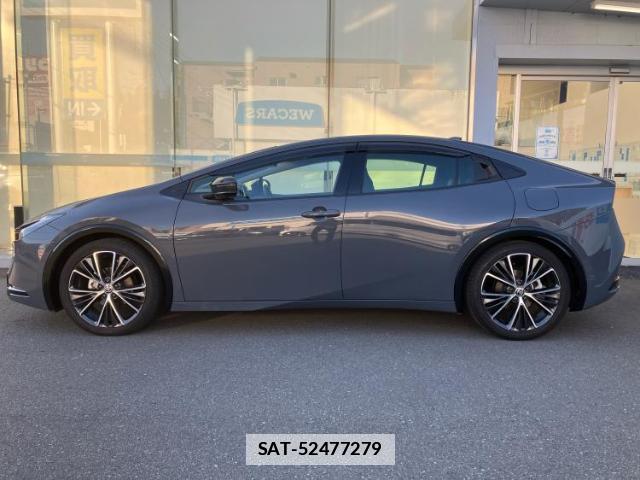 Toyota PRIUS 2025-04 7913382-1