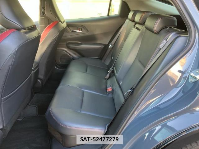 Toyota PRIUS 2025-04 7913382-6