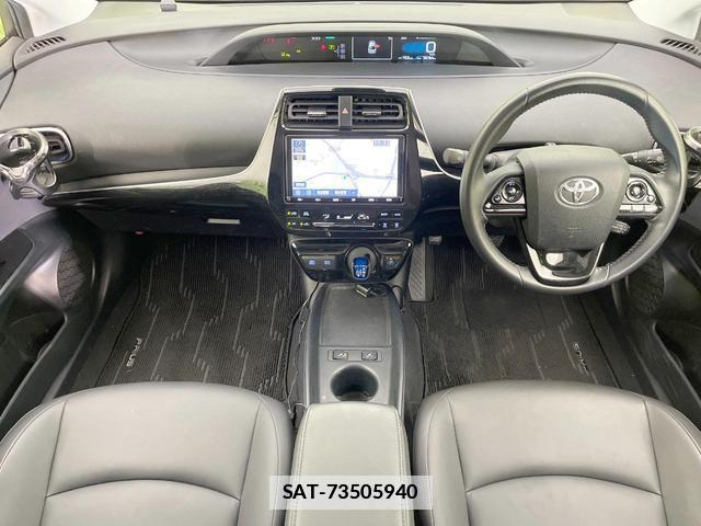 Toyota PRIUS 2022-07 7913779-1