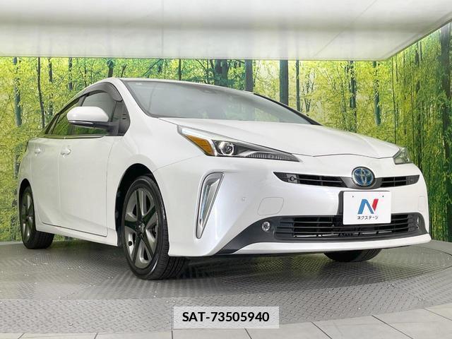 Toyota PRIUS 2022-07 7913779-15