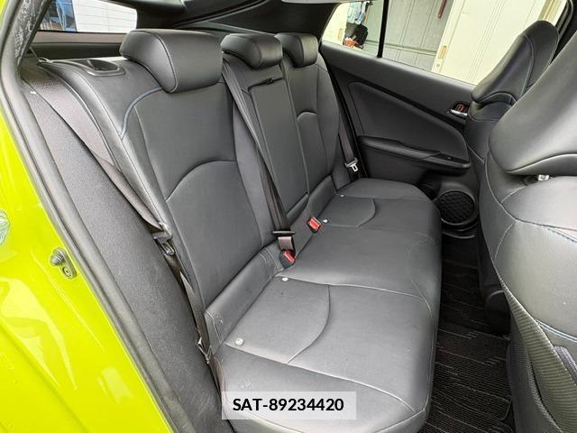 Toyota PRIUS 2017-10 7914544-3