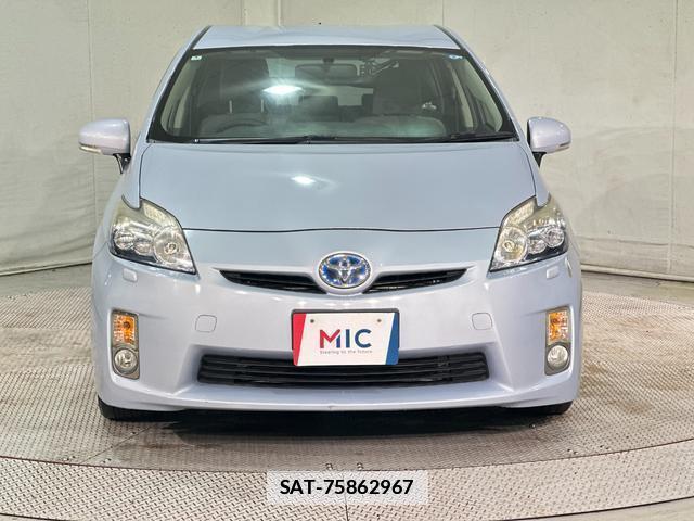 Toyota PRIUS 2010-03 7914572-11