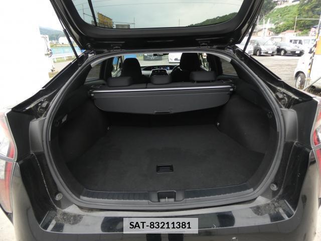 Toyota PRIUS 2018 7915285-16