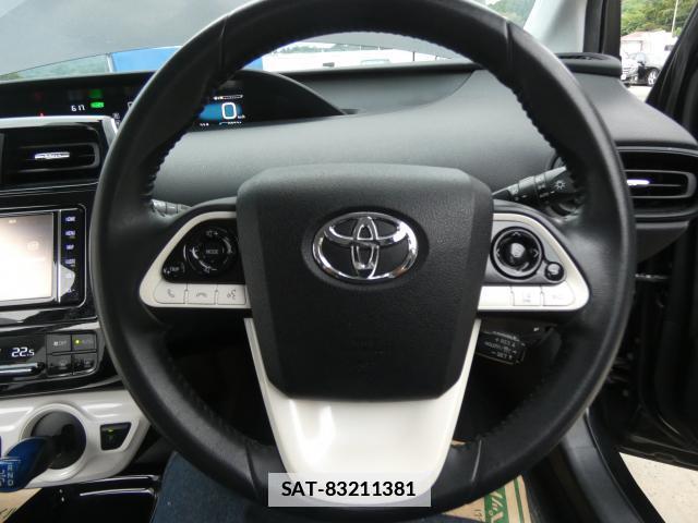 Toyota PRIUS 2018 7915285-4