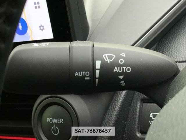 Toyota PRIUS 2025-04 7915770-16