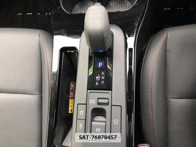 Toyota PRIUS 2025-04 7915770-17