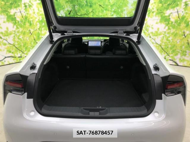 Toyota PRIUS 2025-04 7915770-7