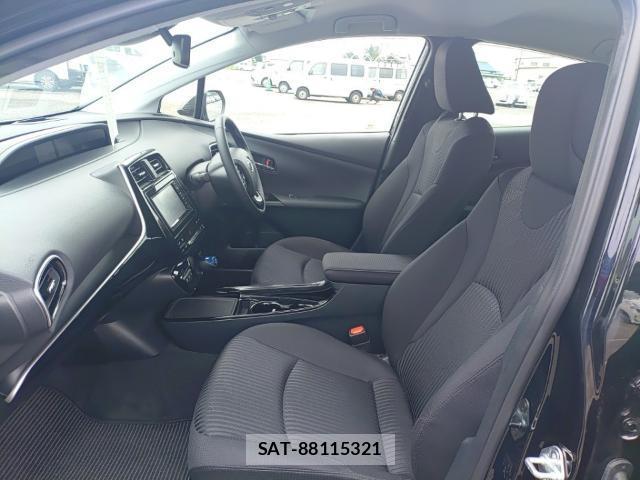 Toyota PRIUS 2019-07 7916658-15