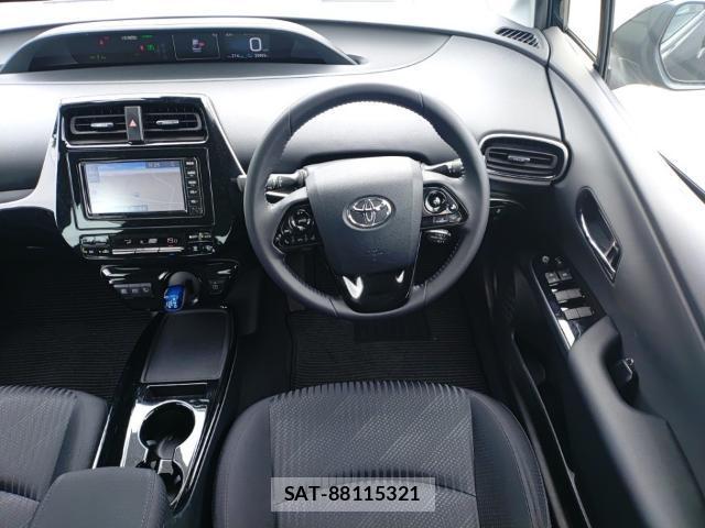 Toyota PRIUS 2019-07 7916658-2