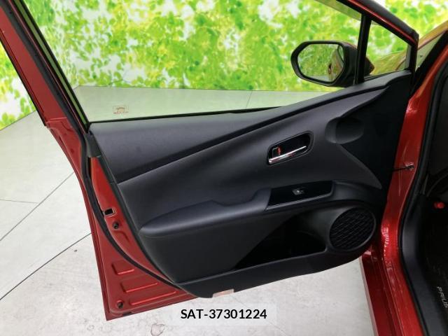 Toyota PRIUS 2017-06 7916981-5