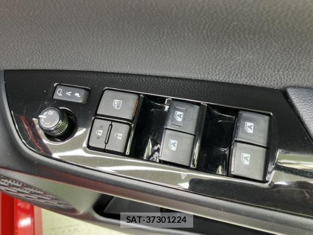 Toyota PRIUS 2017-06 7916981-7