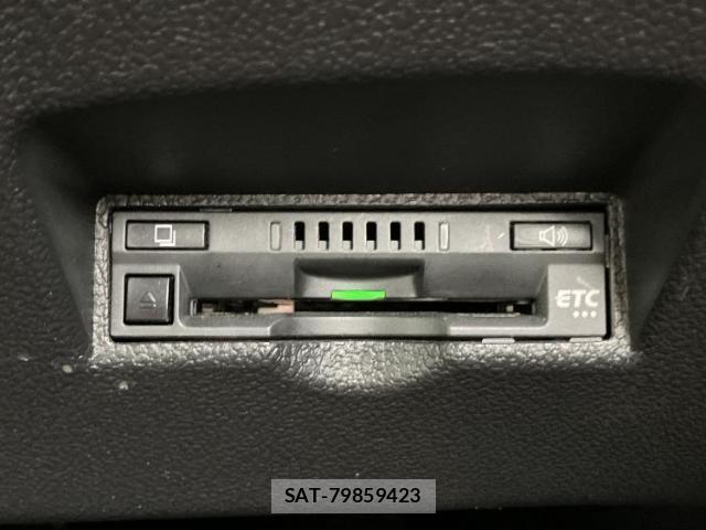 Toyota PRIUS 2021-03 7916999-17