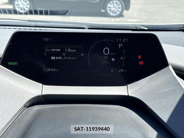 Toyota PRIUS 2025-03 7917043-13