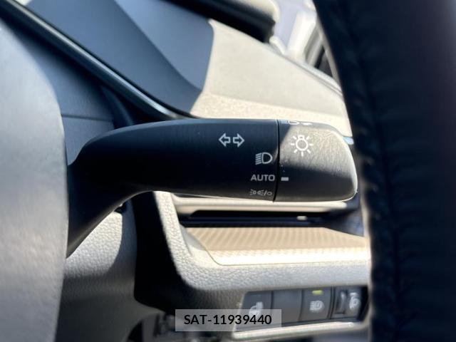 Toyota PRIUS 2025-03 7917043-15