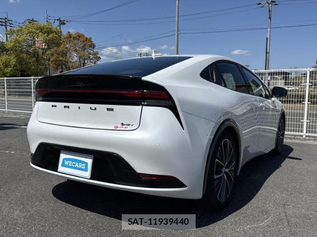 Toyota PRIUS 2025-03 7917043-2