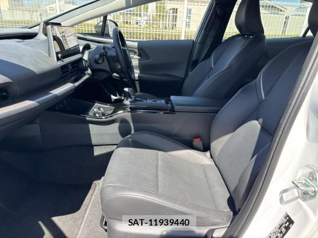 Toyota PRIUS 2025-03 7917043-6