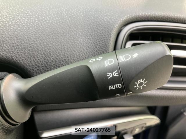 Toyota PRIUS 2016-06 7917053-15
